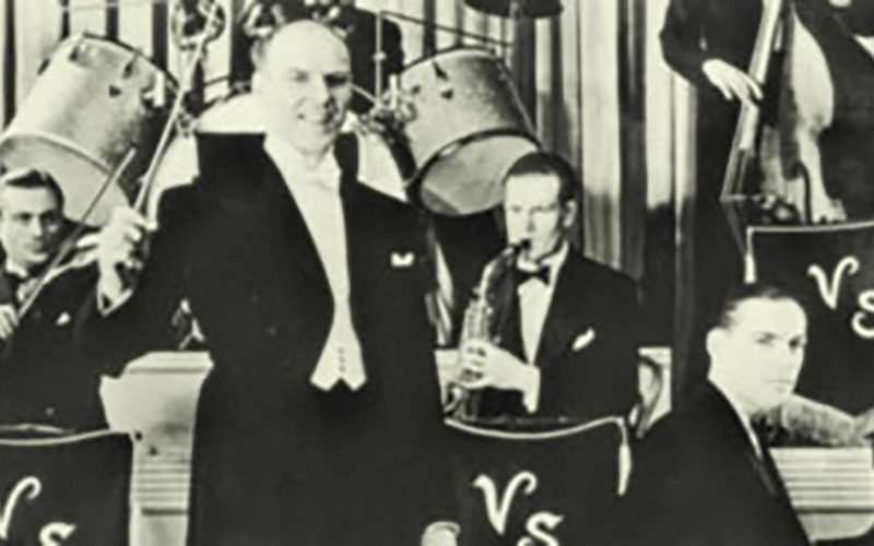 SP VICTOR SILVESTER AND HIS BALLROOM ORCHESTRA TOO YOUNG / AGAIN